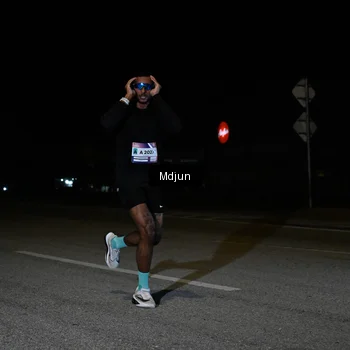 Runner Photo 7429829