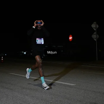 Runner Photo 7429830