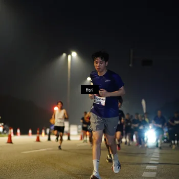Runner Photo 7429839