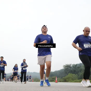 Runner Photo 7429855