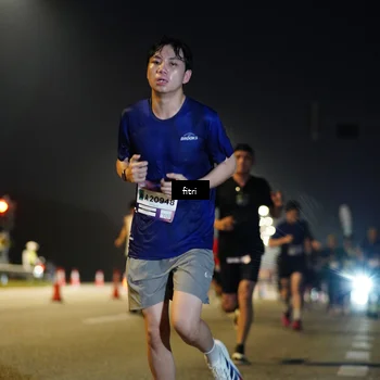 Runner Photo 7429864