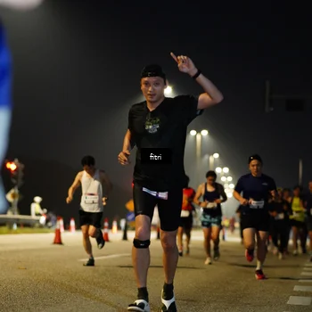 Runner Photo 7429879