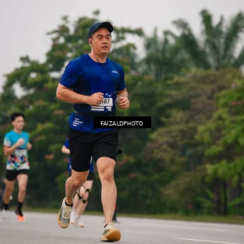Runner Photo 7429888