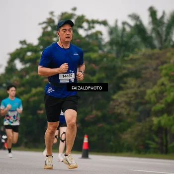 Runner Photo 7429890