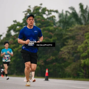 Runner Photo 7429900