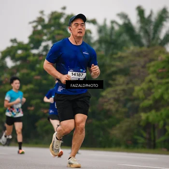Runner Photo 7429924