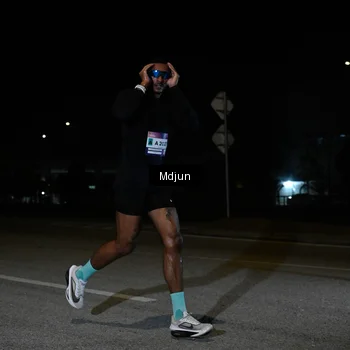 Runner Photo 7429941