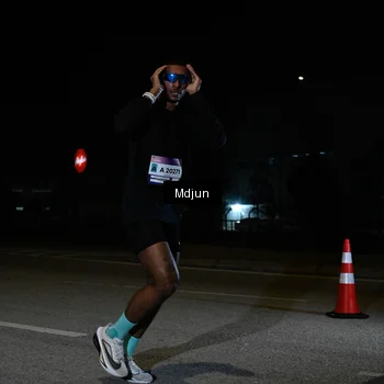 Runner Photo 7429942