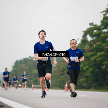 Runner Photo 7429959