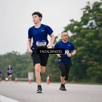 Runner Photo 7429963