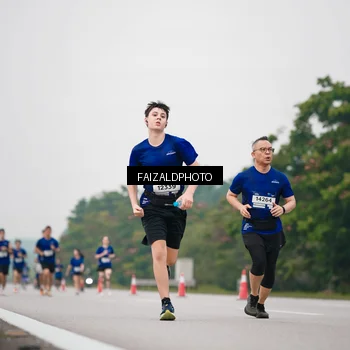 Runner Photo 7429966