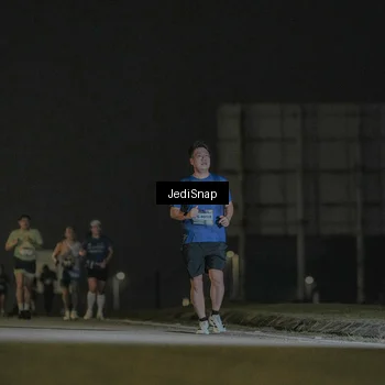 Runner Photo 7429981