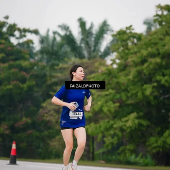 Runner Photo 7429995