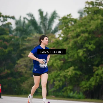 Runner Photo 7429996