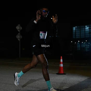 Runner Photo 7430001