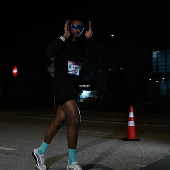 Runner Photo 7430006