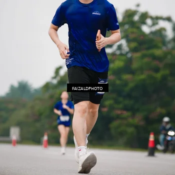 Runner Photo 7430008