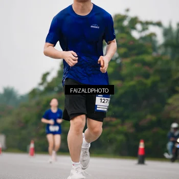 Runner Photo 7430011