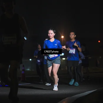 Runner Photo 7430023