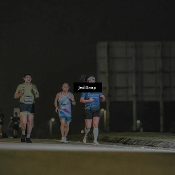 Runner Photo 7430051