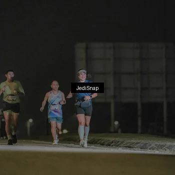 Runner Photo 7430055