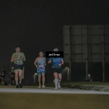 Runner Photo 7430071