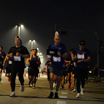 Runner Photo 7430079