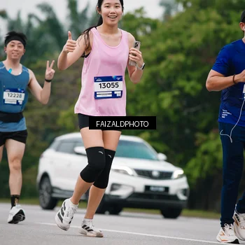 Runner Photo 7430104