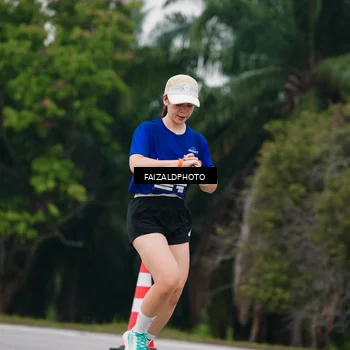 Runner Photo 7430157