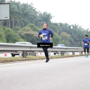 Runner Photo 7430170