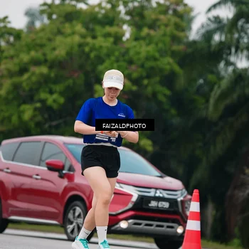 Runner Photo 7430177