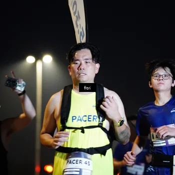 Runner Photo 7430194