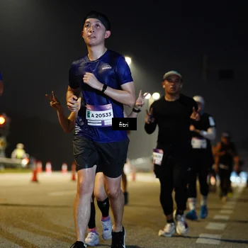 Runner Photo 7430196