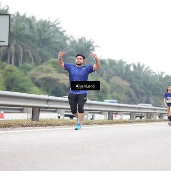 Runner Photo 7430207