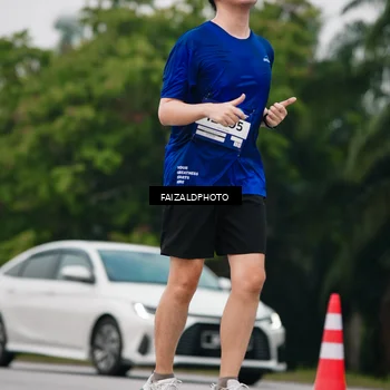 Runner Photo 7430212