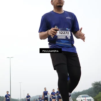 Runner Photo 7430229