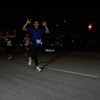 Runner Photo 7430256