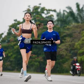 Runner Photo 7430261