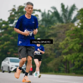 Runner Photo 7430270