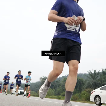 Runner Photo 7430278