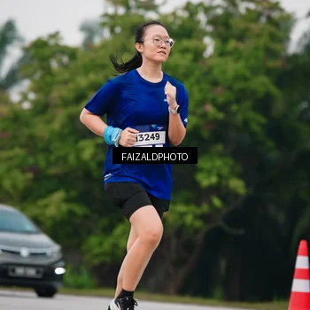 Runner Photo 7430291