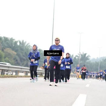 Runner Photo 7430297