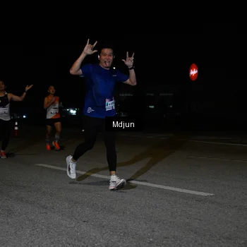 Runner Photo 7430301