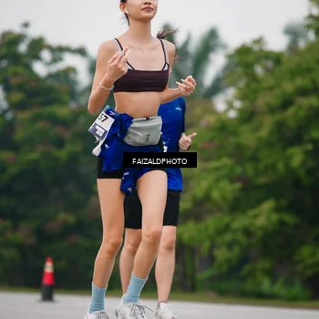Runner Photo 7430302