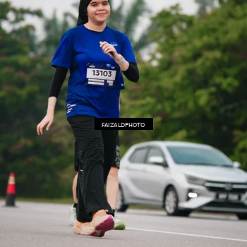 Runner Photo 7430340