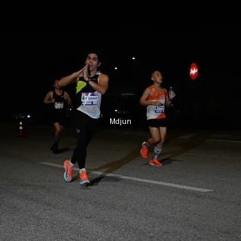 Runner Photo 7430360