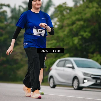 Runner Photo 7430367