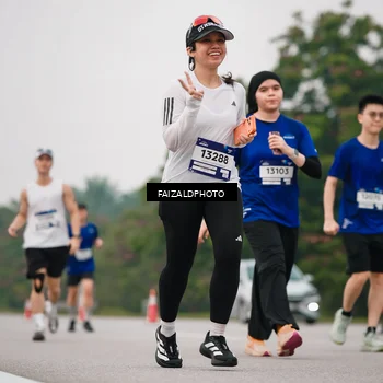 Runner Photo 7430386