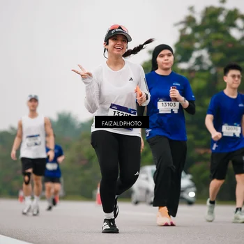 Runner Photo 7430402