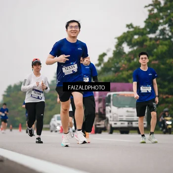 Runner Photo 7430406